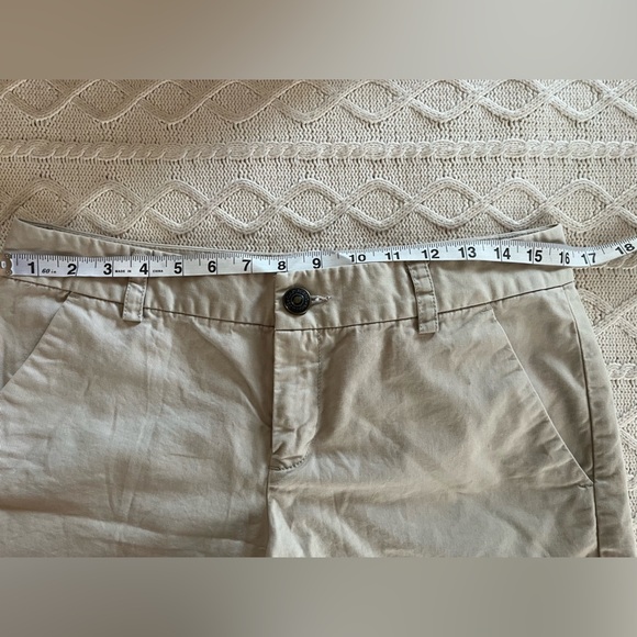 GAP cotton Khaki Shorts Light Tan, women’s size 6 - Picture 7 of 9